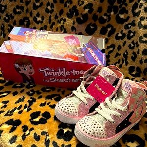 SKECHERS TWINKLE TOES “I LIGHT UP!” SIZE 12 BLACK/PINK BOW BLING